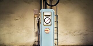 Ile pali Kia Sportage 3 1.6 benzyna?