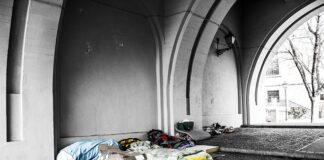 Co można położyć na materacu aby zwiększyć jego komfort? Co można położyć na materacu aby zwiększyć jego komfort?