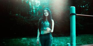 Dlaczego jeansy po praniu są sztywne? Dlaczego jeansy po praniu są sztywne?